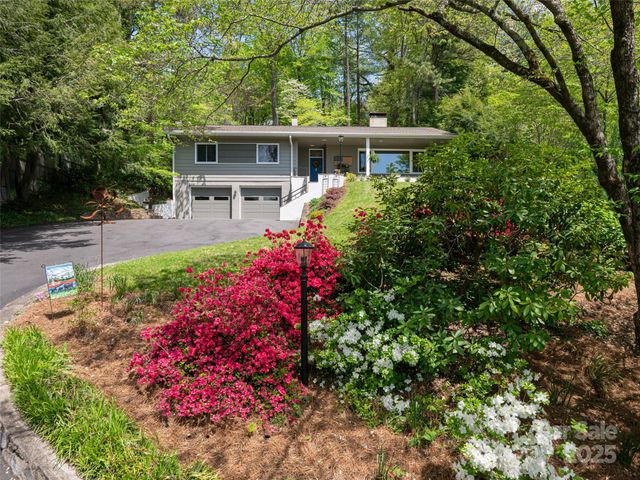 165 Country Club Drive, Waynesville, NC 28786