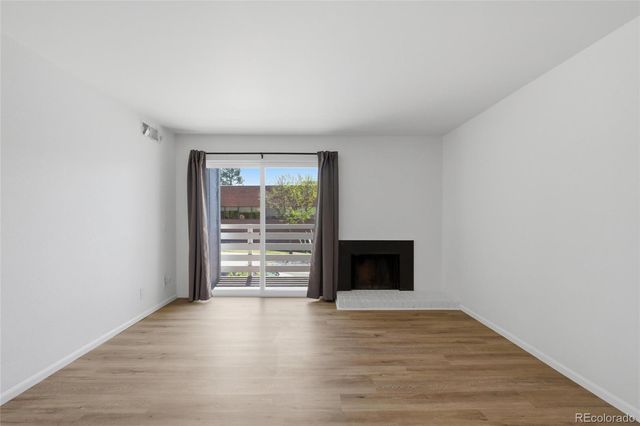 7665 E Eastman Avenue 202B, Denver, CO 80231