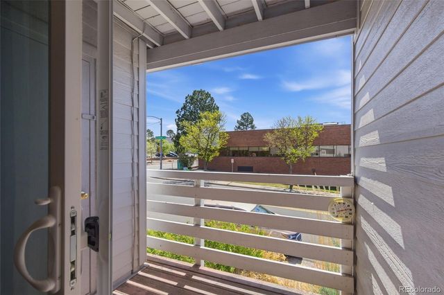 7665 E Eastman Avenue 202B, Denver, CO 80231