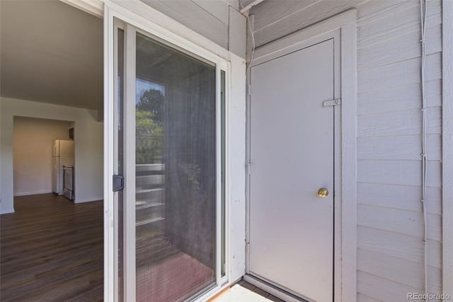 7665 E Eastman Avenue 202B, Denver, CO 80231