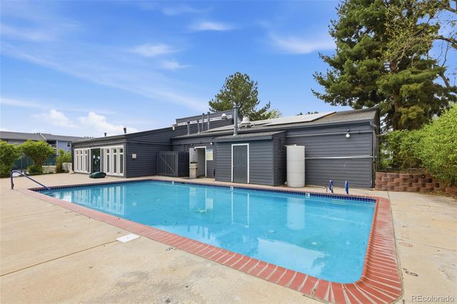 7665 E Eastman Avenue 202B, Denver, CO 80231