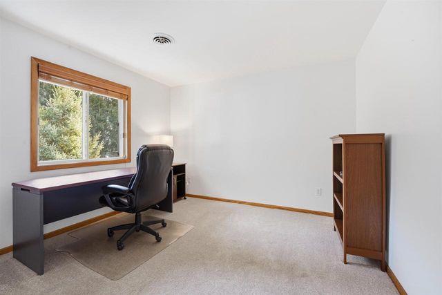 17 CONCORD DRIVE, Fond Du Lac, WI 54935