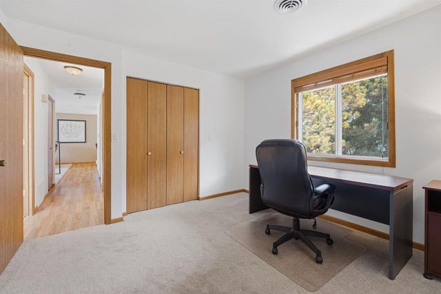 17 CONCORD DRIVE, Fond Du Lac, WI 54935