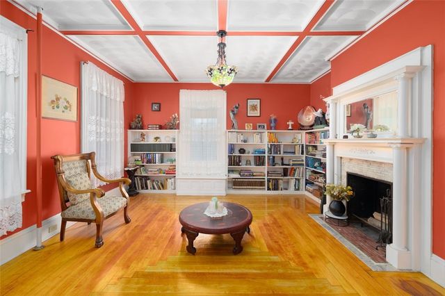 392 North Main Street, Attleboro, MA 02703