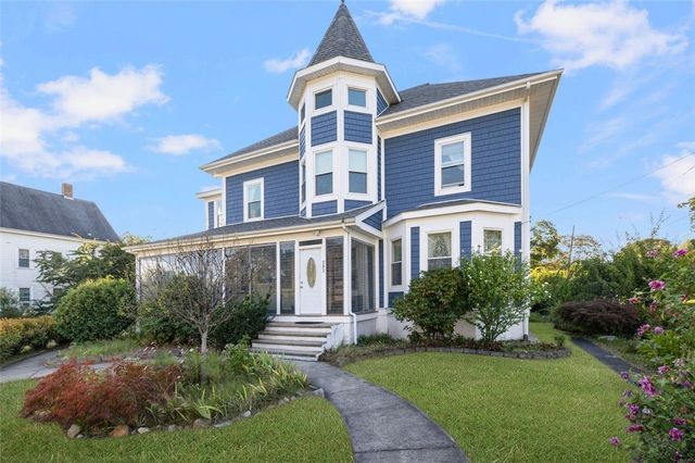 392 North Main Street, Attleboro, MA 02703