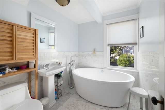 392 North Main Street, Attleboro, MA 02703