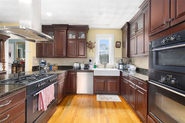 392 North Main Street, Attleboro, MA 02703