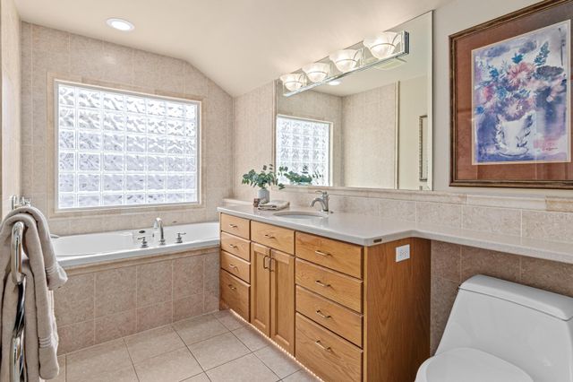 1898 Pinehurst Avenue, Saint Paul, MN 55116