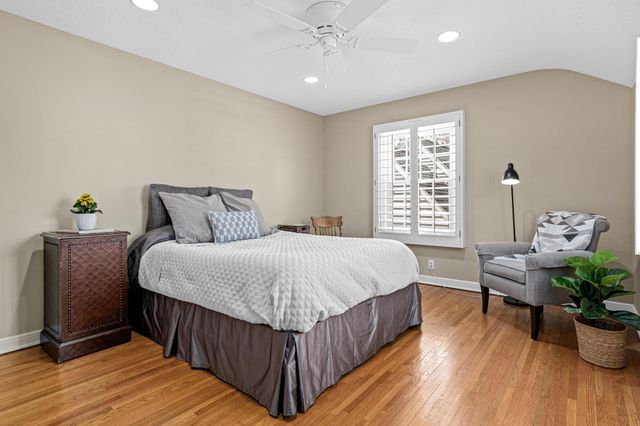 1898 Pinehurst Avenue, Saint Paul, MN 55116