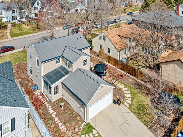 1898 Pinehurst Avenue, Saint Paul, MN 55116