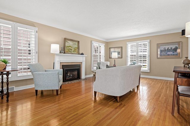 1898 Pinehurst Avenue, Saint Paul, MN 55116