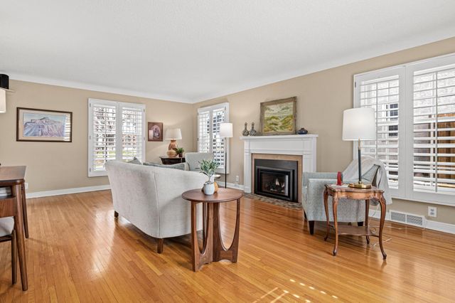 1898 Pinehurst Avenue, Saint Paul, MN 55116