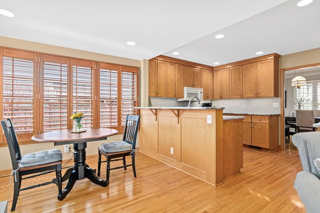 1898 Pinehurst Avenue, Saint Paul, MN 55116