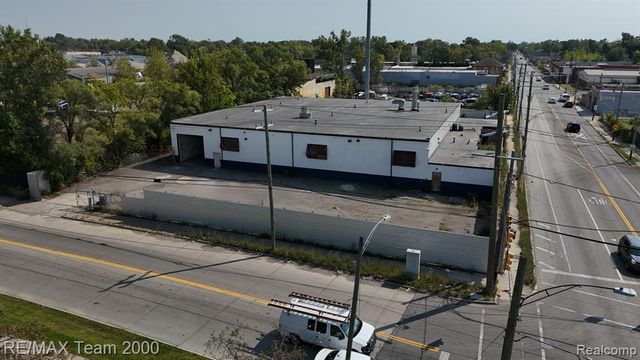 14410 Meyers Road, Detroit, MI 48227