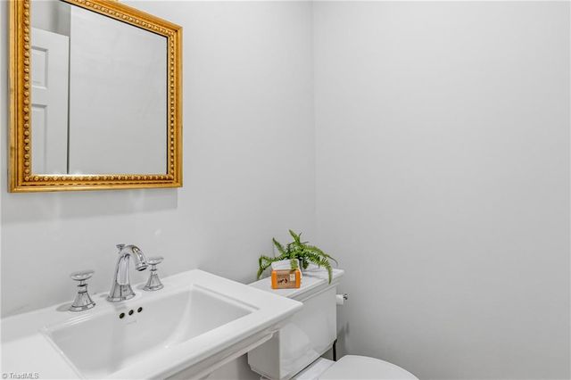 306 Meadowbrook Terrace, Greensboro, NC 27408
