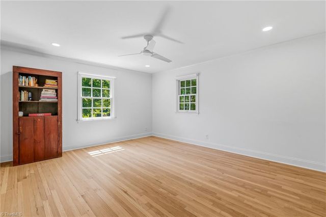 306 Meadowbrook Terrace, Greensboro, NC 27408