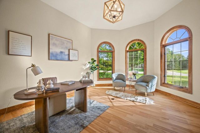 264 Steeple Point CIRCLE, Delafield, WI 53018