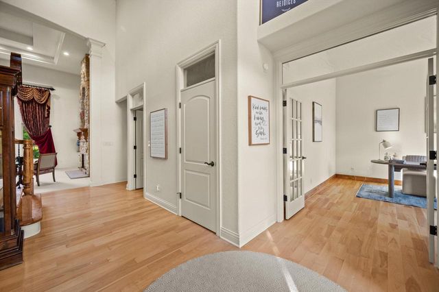 264 Steeple Point CIRCLE, Delafield, WI 53018