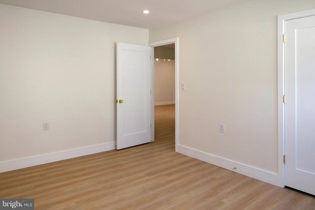 3 NARBERTH PL, Southampton, NJ 08088