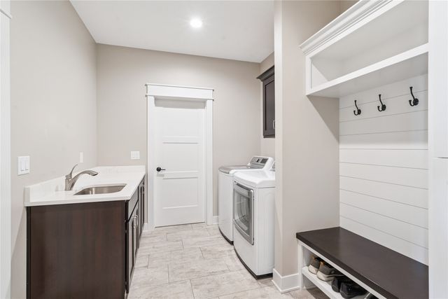 2319 SW 22nd Street, Ankeny, IA 50023