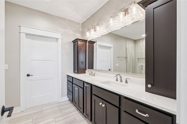 2319 SW 22nd Street, Ankeny, IA 50023