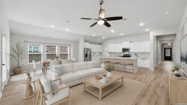 863 MAROON ST, New Braunfels, TX 78130