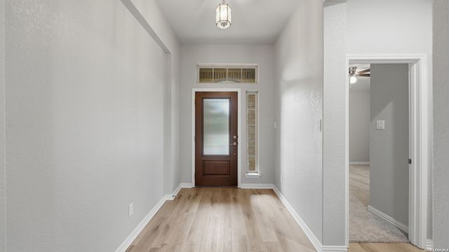 863 MAROON ST, New Braunfels, TX 78130