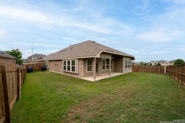 863 MAROON ST, New Braunfels, TX 78130