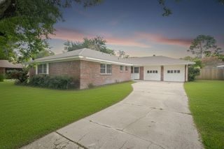 6119 Reamer St Street, Houston, TX 77074