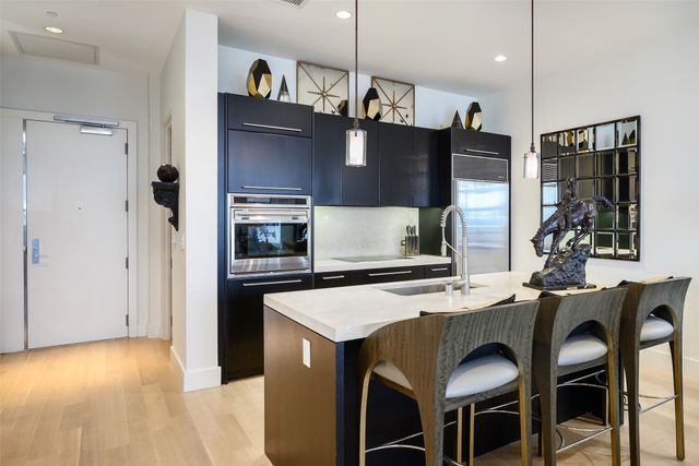 2200 Victory Avenue 2401, Dallas, TX 75219