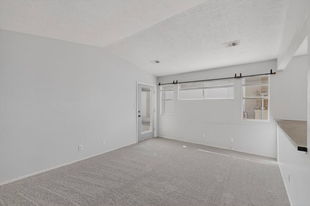 1348 Lil Avenue NE, Rio Rancho, NM 87144