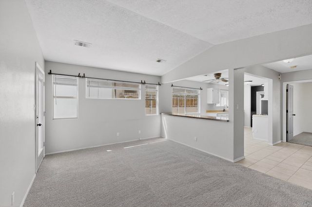 1348 Lil Avenue NE, Rio Rancho, NM 87144