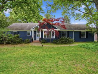 744 Lahser Road, Bloomfield Twp, MI 48301