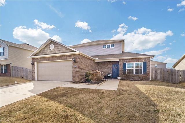 2503 Hickory Wood Avenue, Lowell, AR 72745