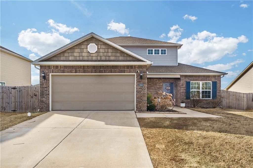 2503 Hickory Wood Avenue, Lowell, AR 72745