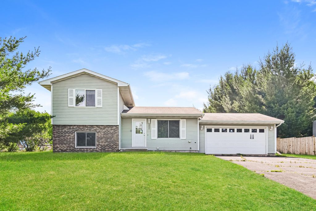 966 Chestnut Street, Taylors Falls, MN 55084