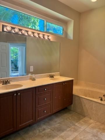 813 SW Munjack Circle, Port St. Lucie, Port St Lucie, FL 34986