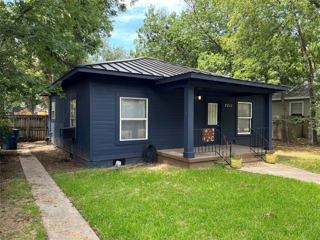 2511 E Cesar Chavez ST, Austin, TX 78702