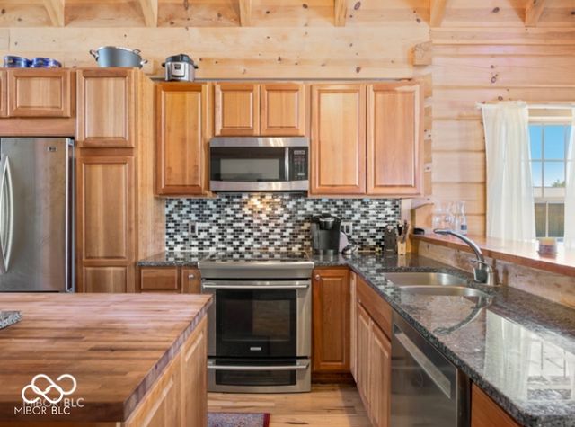 4210 S County Road 400 E, North Vernon, IN 47265