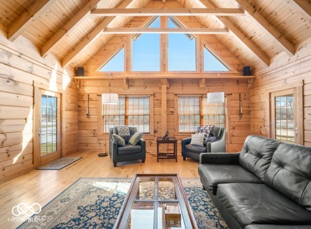 4210 S County Road 400 E, North Vernon, IN 47265