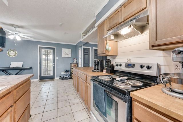 393 County Road 3320, Greenville, TX 75402