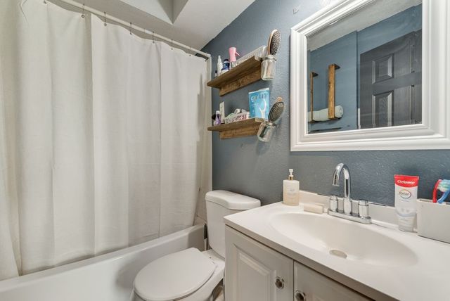 393 County Road 3320, Greenville, TX 75402