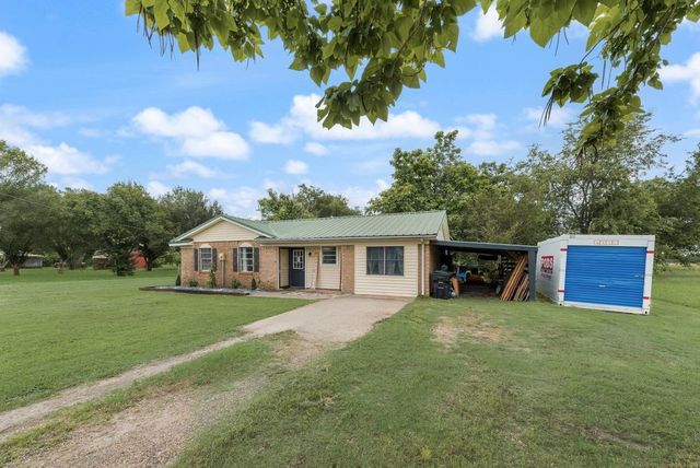 393 County Road 3320, Greenville, TX 75402
