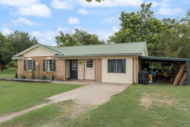 393 County Road 3320, Greenville, TX 75402