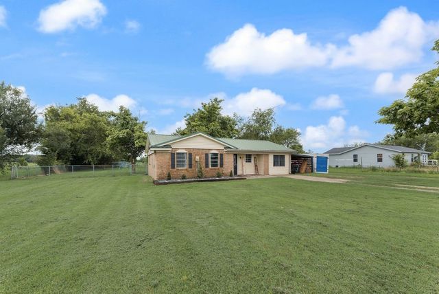 393 County Road 3320, Greenville, TX 75402