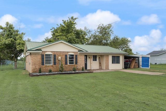 393 County Road 3320, Greenville, TX 75402
