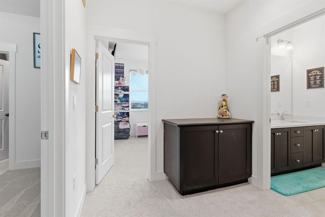 2281 Garden Farms Ave, Lathrop, CA 95330