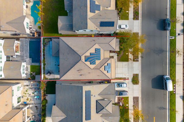 2281 Garden Farms Ave, Lathrop, CA 95330