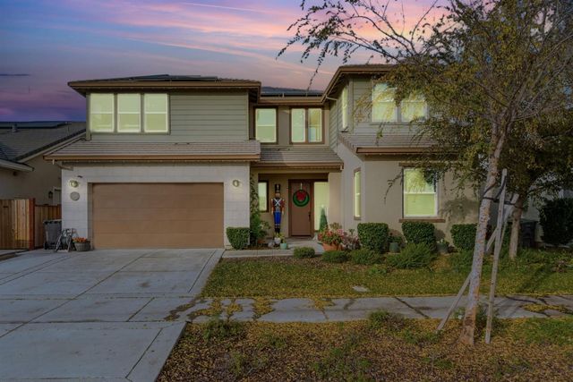 2281 Garden Farms Ave, Lathrop, CA 95330