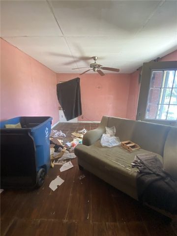 629 SW 7th St, Premont, TX 78375